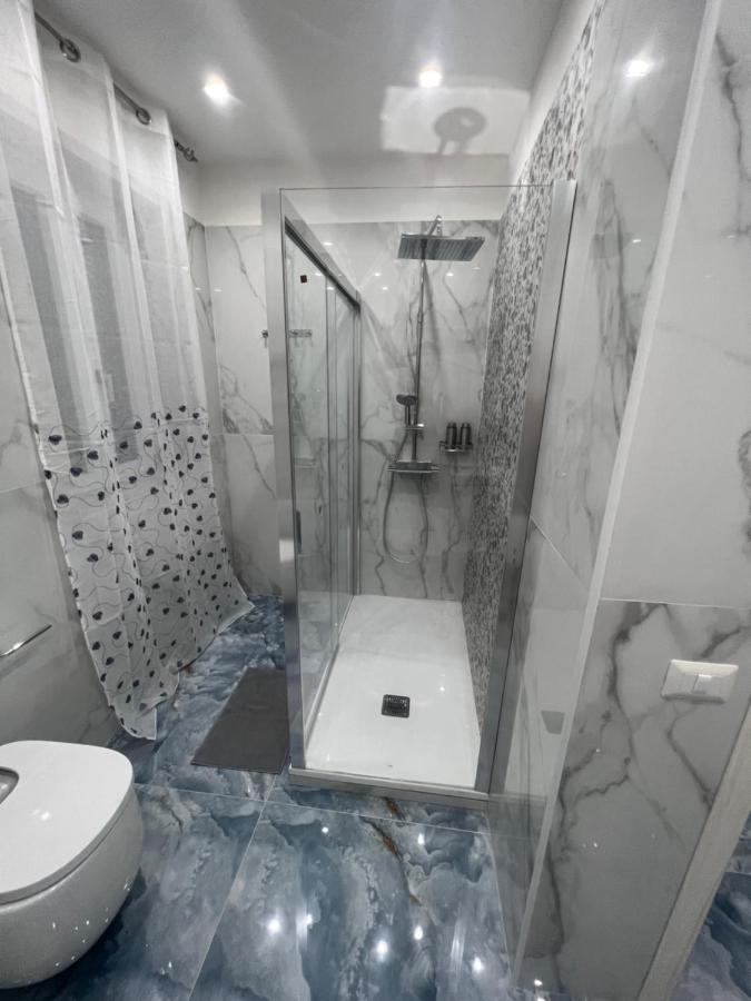 Borgo 1313 Napoli Appartement Buitenkant foto