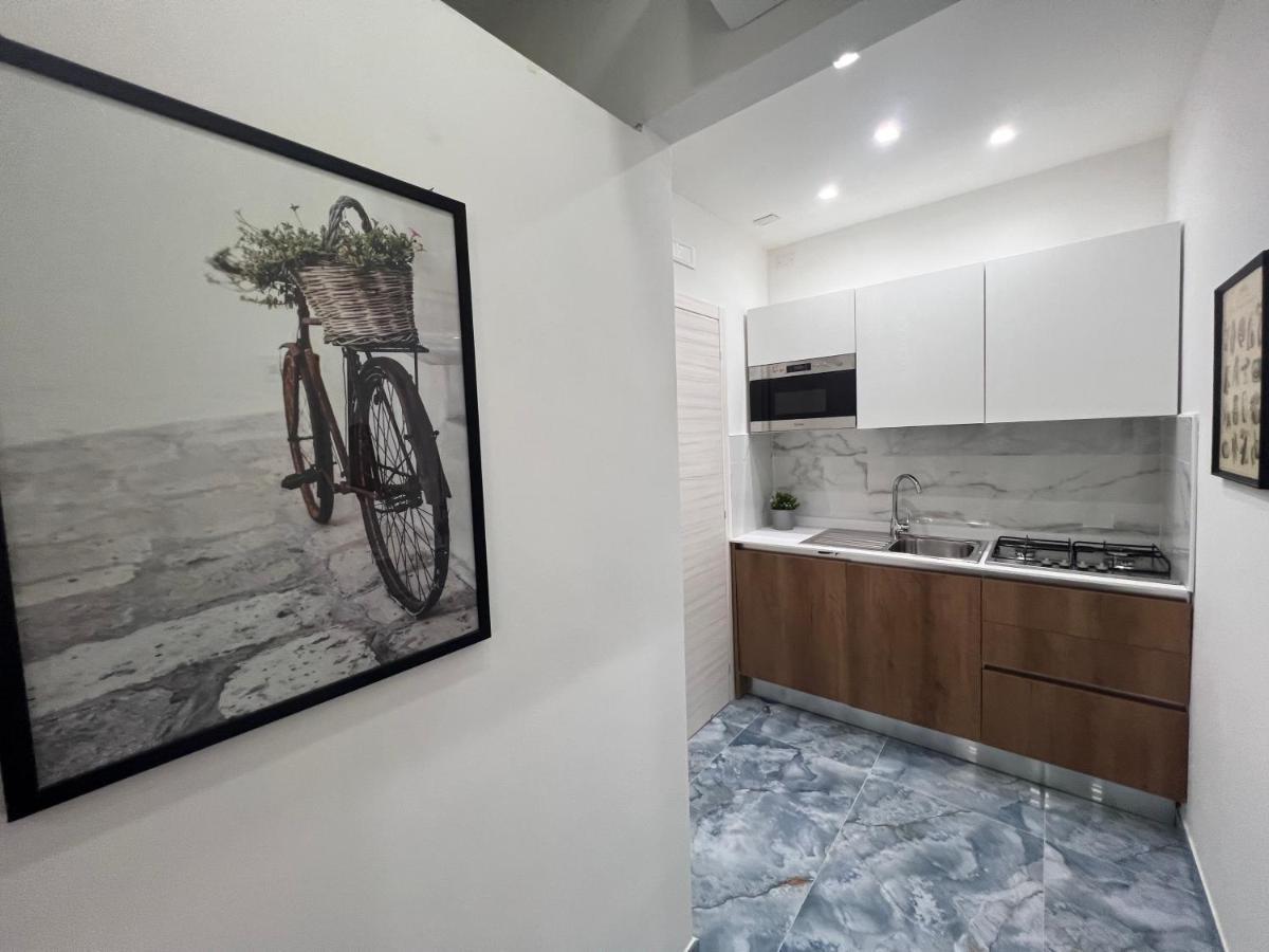 Borgo 1313 Napoli Appartement Buitenkant foto