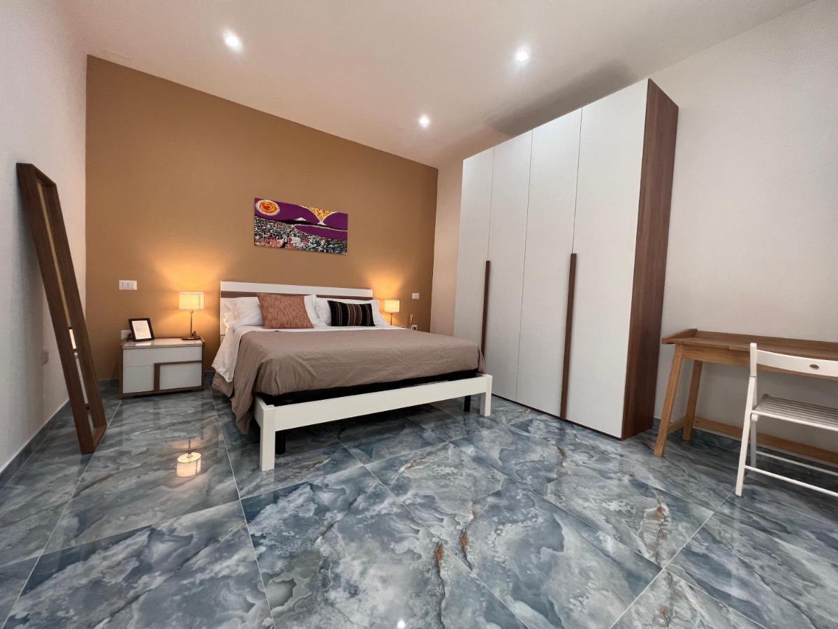 Borgo 1313 Napoli Appartement Buitenkant foto