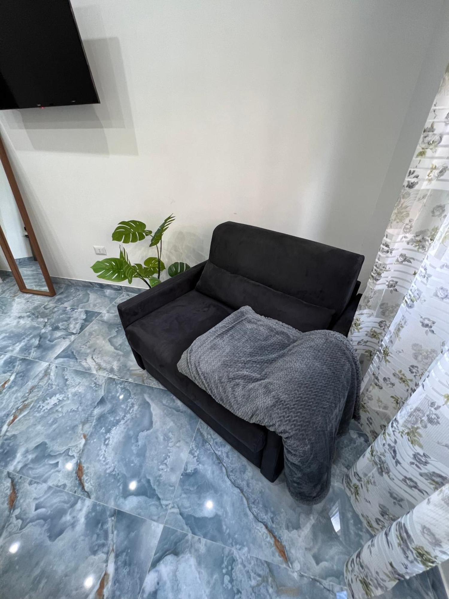 Borgo 1313 Napoli Appartement Buitenkant foto