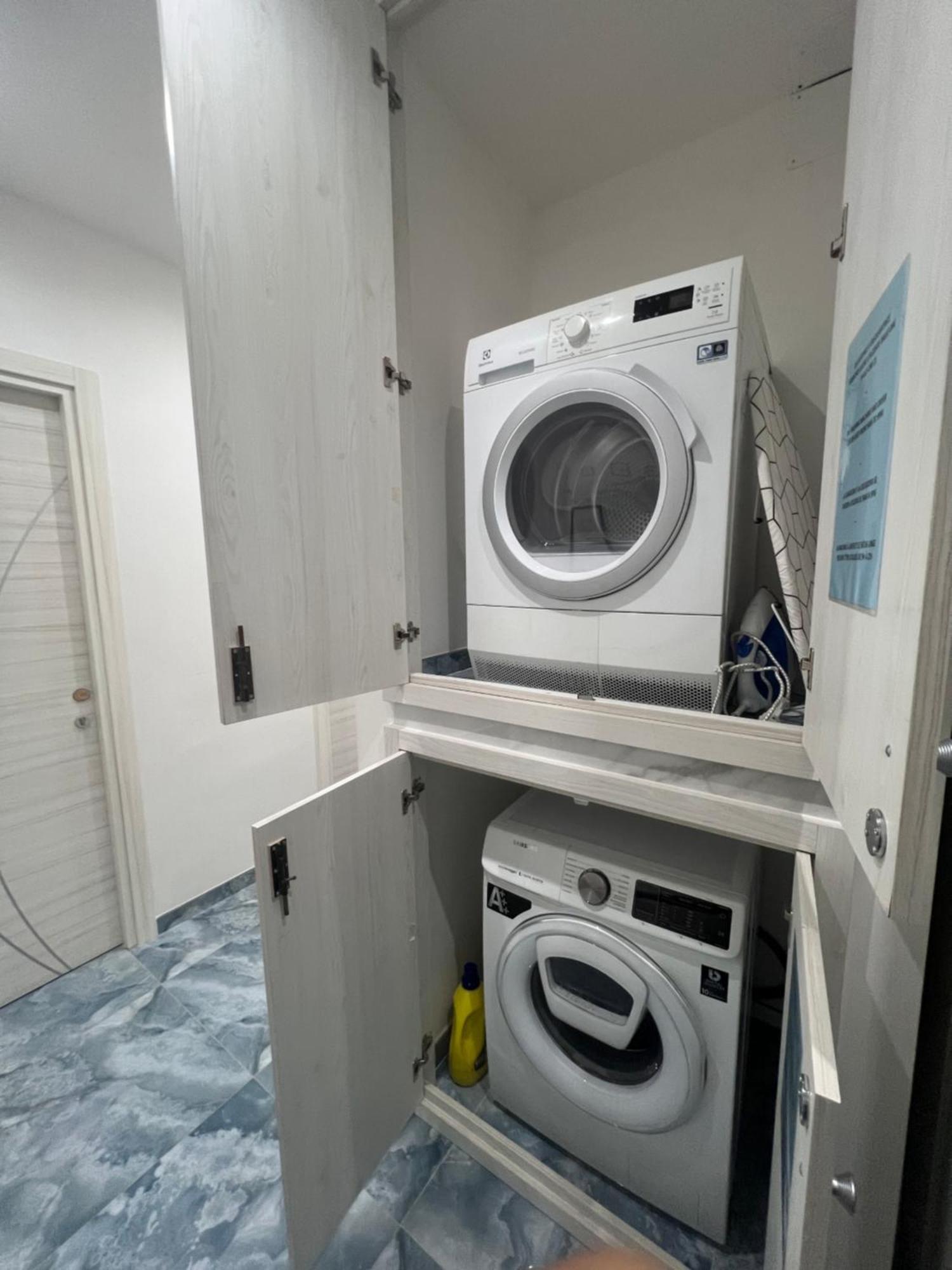 Borgo 1313 Napoli Appartement Buitenkant foto
